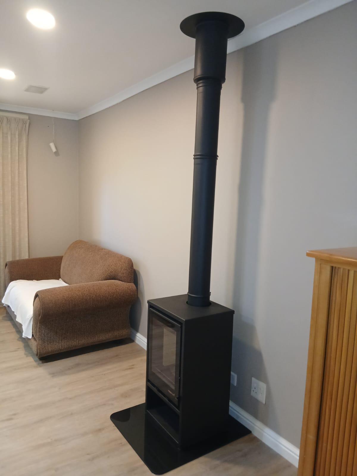 Firefrog fireplace installation